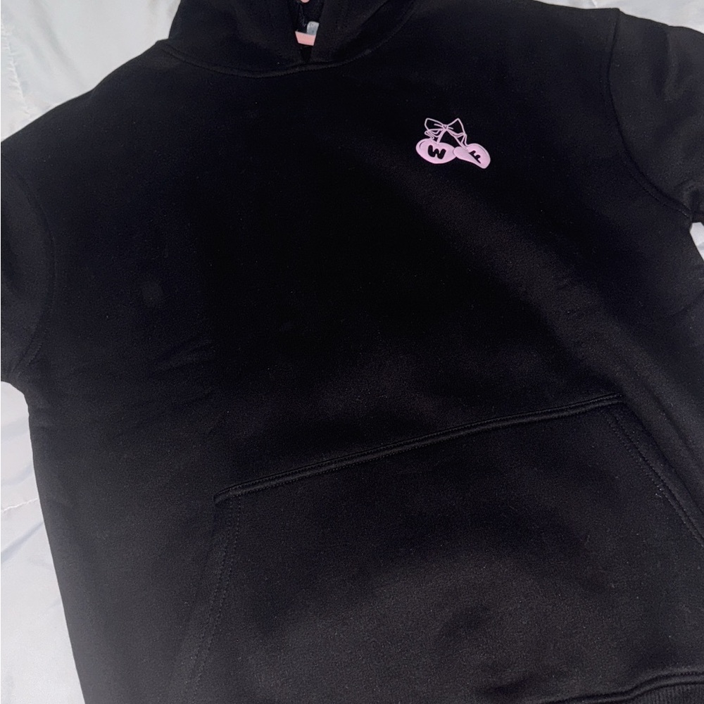 White Fox Boutique Hoodie And Sweatpants Set